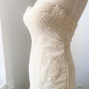 Pronovias Wedding gown w matching Cathedral Veil